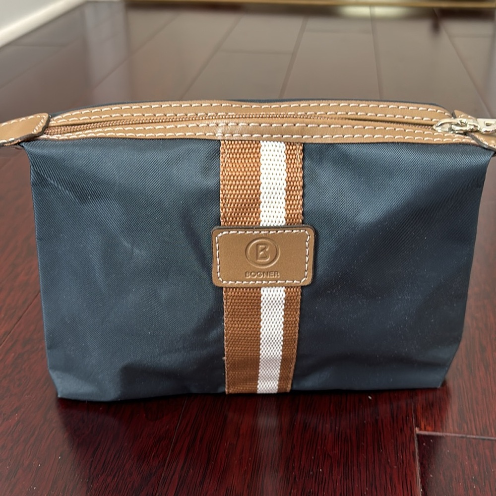 BOGNeR toiletry/cosmetic bag. Lufthansa First class